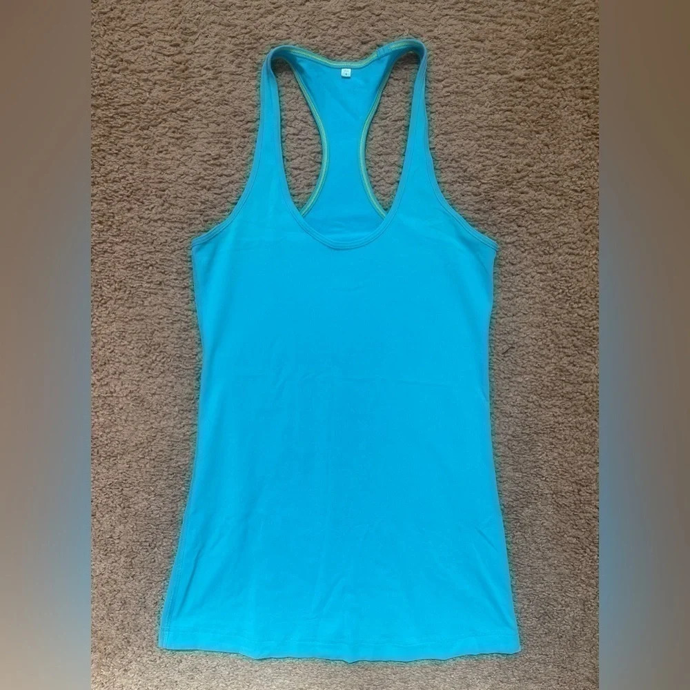 Lululemon size 6 tank top